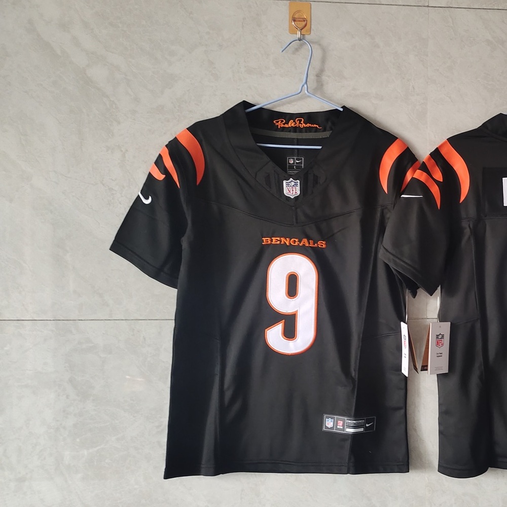 NWT mens & youth 9 Joe Burrow Black 2024 FUSE Stitched Jersey - Picture 3 of 3